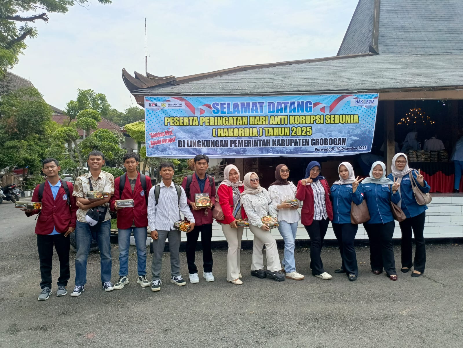 Mahasiswa ITB-MG Turut Mengintegritaskan Diri Sejak Dini dalam Peringatan HAKORDIA 2025 Kabupaten Grobogan