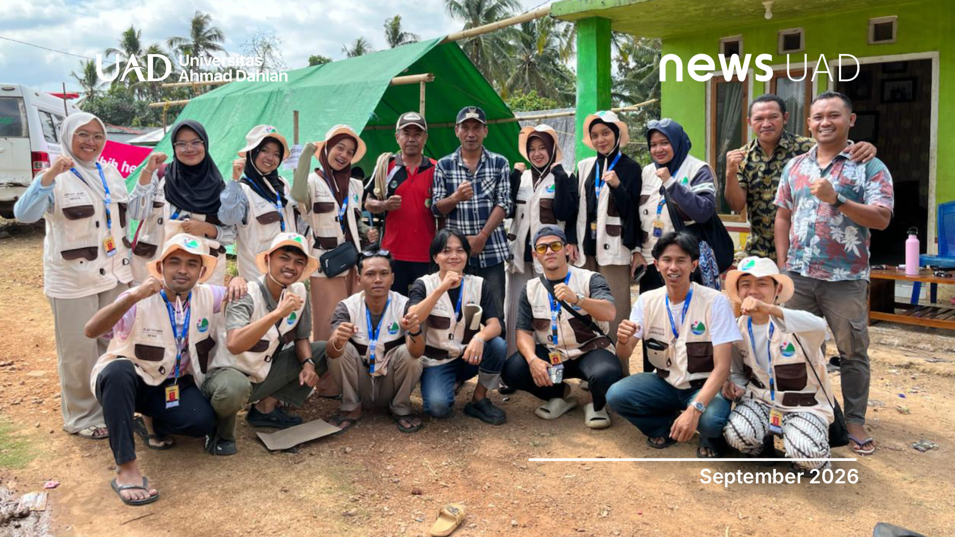 Pemdes Cunca Wulang Gandeng KKN AB XIII UAD Salurkan Bantuan Korban Gempa