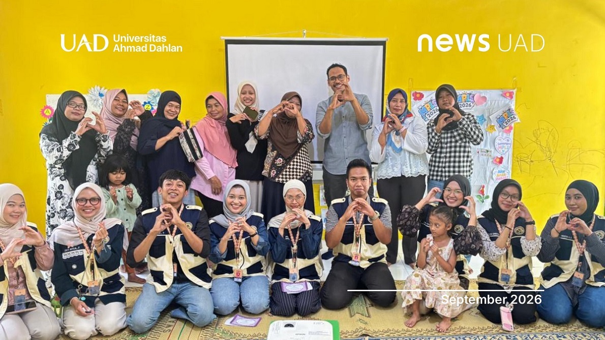 KKN UAD Gelar Workshop Pembuatan Spray Sereh Multifungsi dan Losida Galon