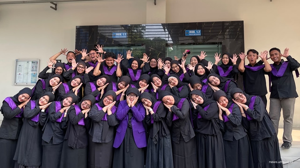 Art Fusion Kesmas UMS Sambut Mahasiswa Baru Lewat Harmoni Suara
