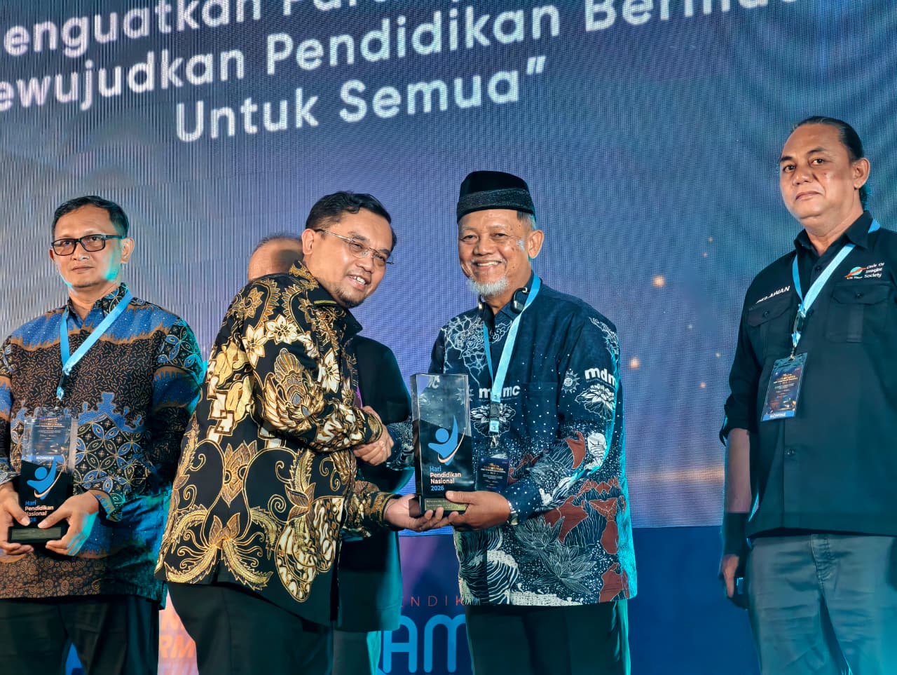 MDMC Raih Apresiasi Mitra Pendidikan Tangguh Bencana pada Malam Tasyakuran Hardiknas 2026