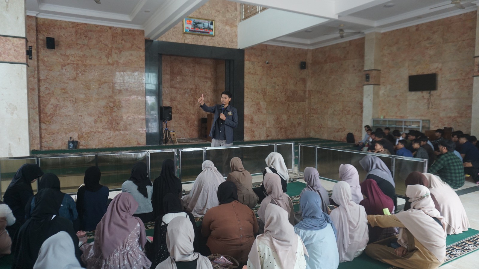 Sambut Semester Gasal, Mahasiswa FAI UNIMMA Ikuti Kuliah Pengantar